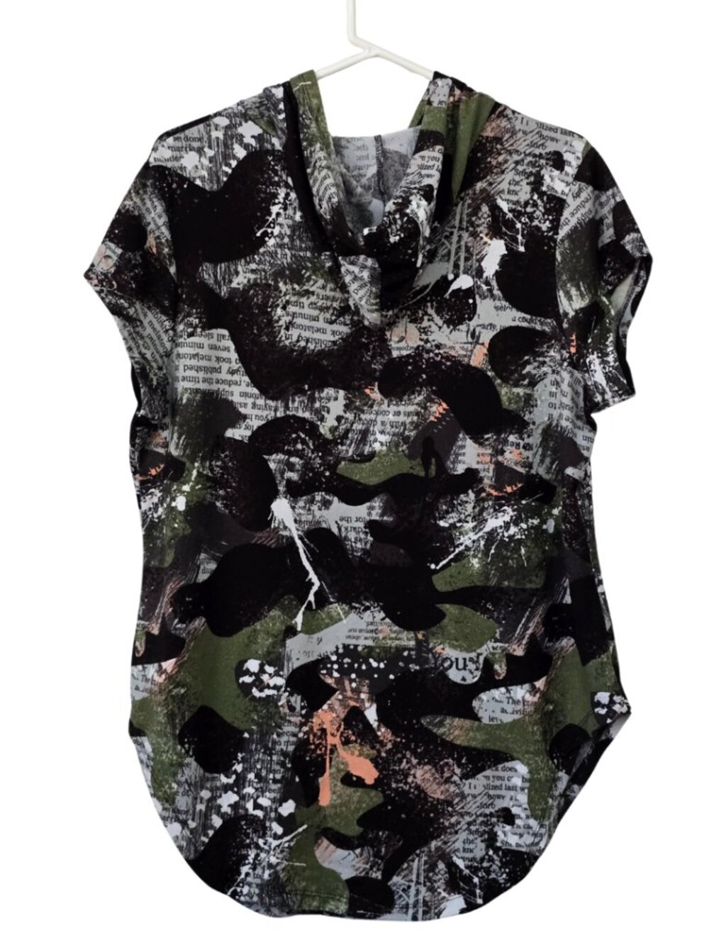 NYC Short Sleeve Pullover Camouflage & Newsprint Pattern Hoodie Shirt Size 2X - Picture 5 of 6